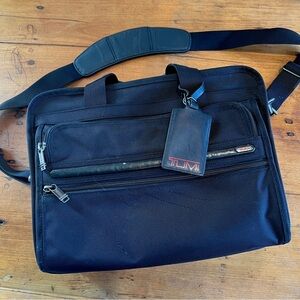 Tumi Alpha Organizer Brief